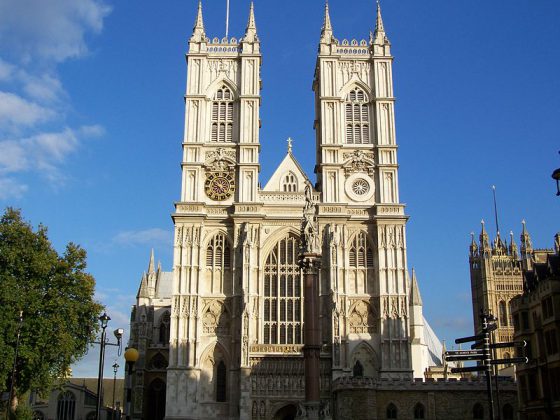 Westminster Abbey | Image Courtesy: By lacihobo (Own work) [GFDL or CC BY-SA 4.0-3.0-2.5-2.0-1.0], via Wikimedia Commons