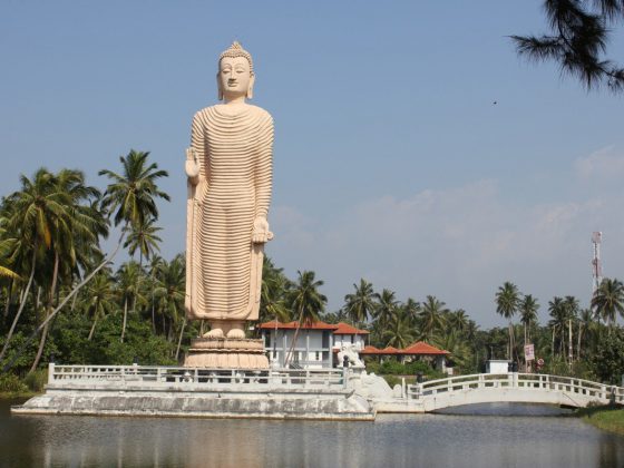 photo of palace, monument, vacation, statue,