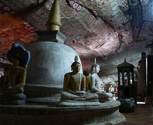 Dambulla Rock Temple | Image Credit: Lankapic, Dambulla-buddhastupa, CC BY-SA 3.0