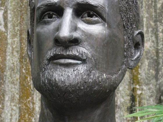 Alexandre Yersin Museum | Image Credit: KwanShanYuet, HK Sheung Wan Dr Alexandre Emile Jean Yersin 香港醫學博物館 Hong Kong Museum of Medical Sciences outdoor bust Oct-2010, CC BY-SA 3.0