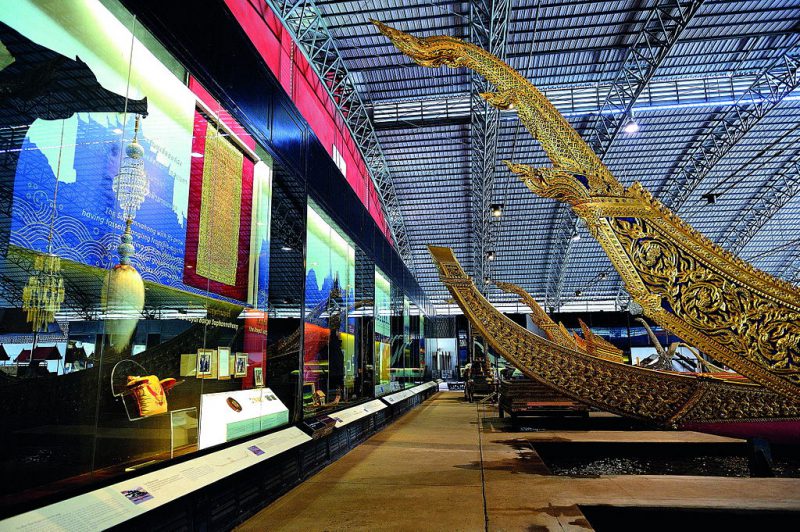 Royal Barges Museum in Bangkok | Image Credit: Mr.Peerapong Prasutr, Bangkok Royal Barge National Museum 1, CC BY-SA 4.0