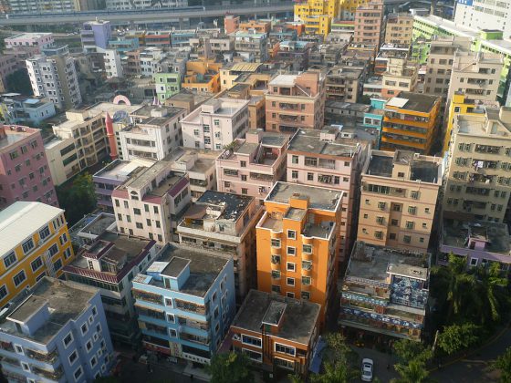 Dafen Oil Painting Village | Image Credit: 寿司猫, Dafen Oil Painting Village (Day), CC BY-SA 3.0