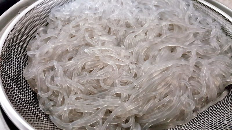 Glass Noodles | Image Credit: 토리랑, Cooked dangmyeon, CC BY 4.0