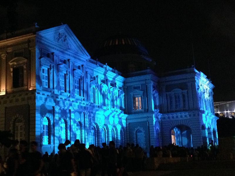 National Museum of Singapore during the Singapore Night Festival | Image Credit - Smuconlaw, CC BY-SA 4.0 Via Wikimedia Commons