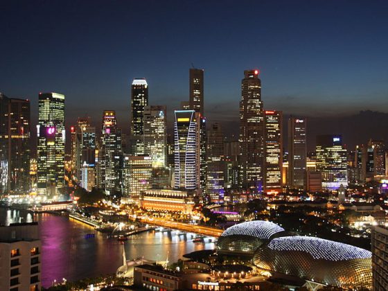 Singapore Skyline | Image Credit - JeCCo, CC BY-SA 3.0 Via Wikimedia Commons