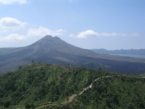 Mount Batur, Kintamani, Bali, Indonesia | Image Credit - Cempaka Source, CC BY-SA 3.0 Via Wikimedia Commons