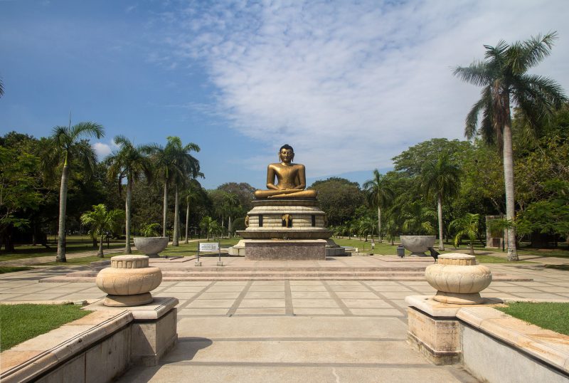 Viharamahadevi Park