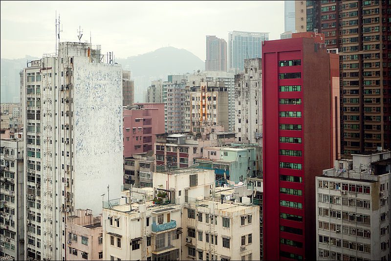 This photo was taken by Anton Zelenov. Please credit this with : Photo : Anton Zelenov in the immediate vicinity of the image. If you use one of my photos, please email me (account needed) or leave me a short message on my discussion page. It would be greatly appreciated. Do not copy this image illegally by ignoring the terms of the license below, as it is not in the public domain. If you would like special permission to use, license, or purchase the image please contact me to negotiate terms. English | русский | +/−, HongKong Kowloon, CC BY-SA 3.0 Wikimedia Commons