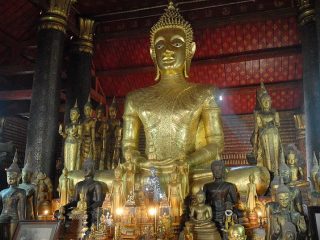 Wat Mai Suwannaphumaham