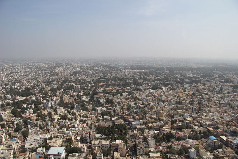 1024px-Aerial_view_of_Bangalore_in_2011_(5)